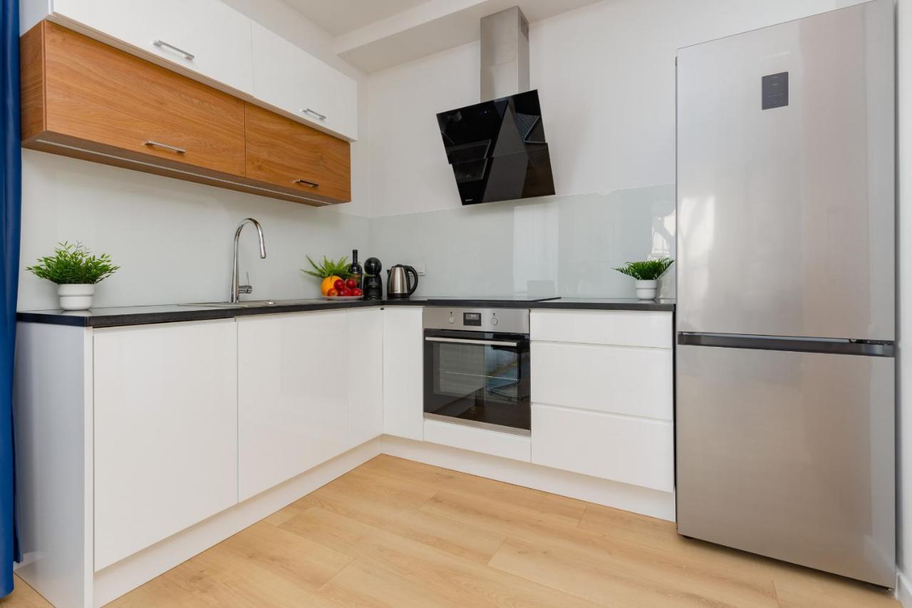 Warszawa Srodmiescie Bonifraterska Apartments By Noclegi Renters Esterno foto